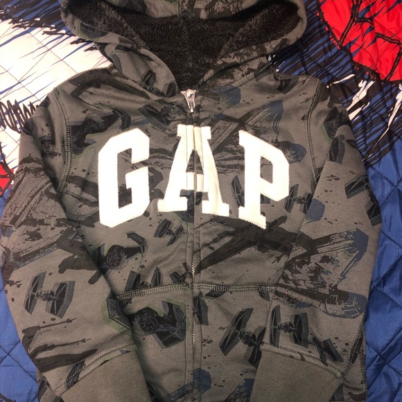 Hoodie gap - Picture 2 of 3